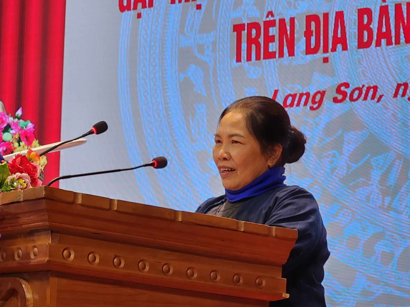 Các già làng, người có uy tín phát biểu tại hội nghị. Ảnh: Duy Chiến Các già làng, người có uy tín phát biểu tại hội nghị. Ảnh: Duy Chiến