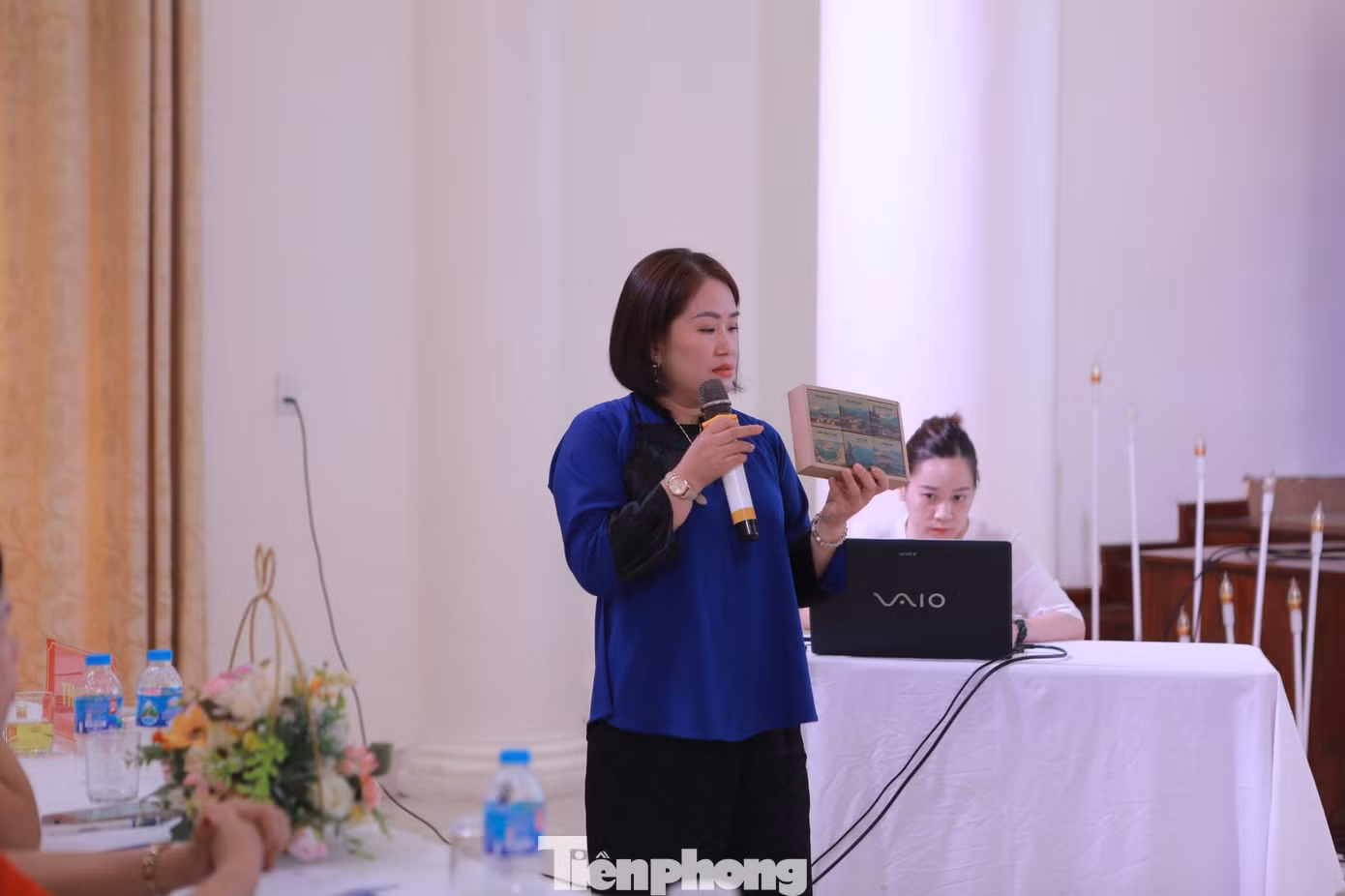 Chia sẻ tinh thần khởi nghiệp từ sản phẩm sẵn có ở địa phương. Ảnh: Duy Chiến Chia sẻ tinh thần khởi nghiệp từ sản phẩm sẵn có ở địa phương. Ảnh: Duy Chiến
