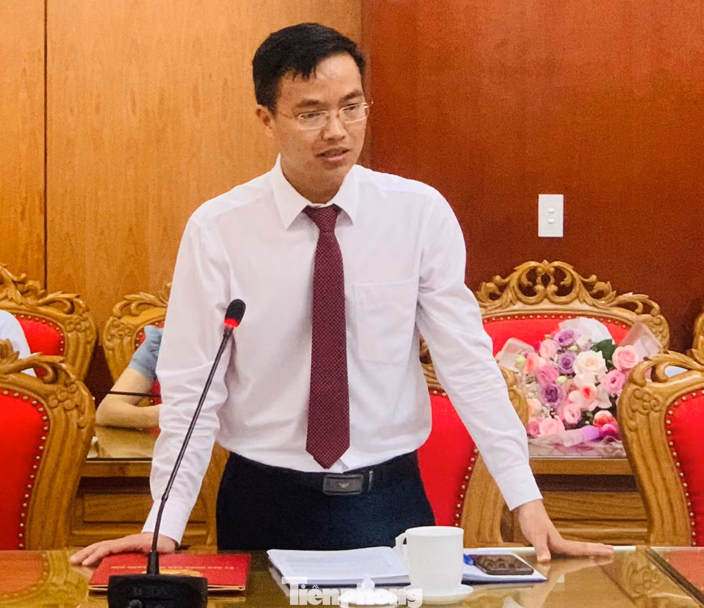 Tân Phó Chánh văn phòng UBND tỉnh Lạng Sơn Vũ Quang Khánh phát biểu nhận nhiệm vụ, hứa hoàn thành tốt các nhiệm vụ được giao Tân Phó Chánh văn phòng UBND tỉnh Lạng Sơn Vũ Quang Khánh phát biểu nhận nhiệm vụ, hứa hoàn thành tốt các nhiệm vụ được giao