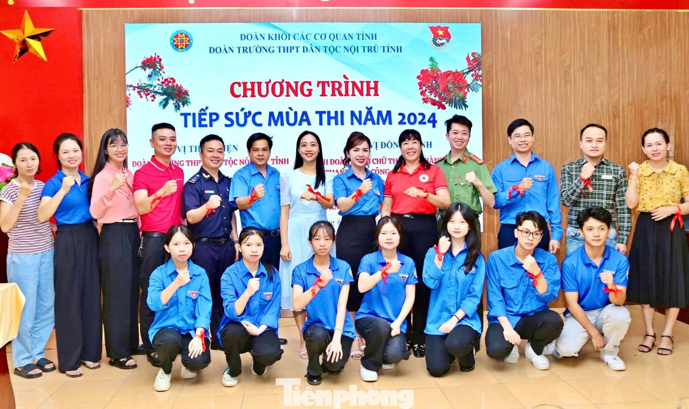 Quyết tâm ôn và thi tốt...Ảnh: Duy Chiến