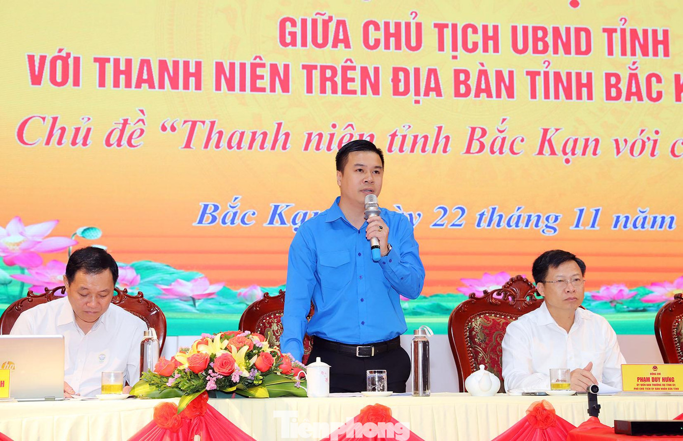 Bí thư Tỉnh Đoàn Bắc Kạn Triệu Tiến Trình giải đáp những vấn đề đoàn viên, thanh niên trên địa bàn nêu - Ảnh: TL Bí thư Tỉnh Đoàn Bắc Kạn Triệu Tiến Trình giải đáp những vấn đề đoàn viên, thanh niên trên địa bàn nêu - Ảnh: TL