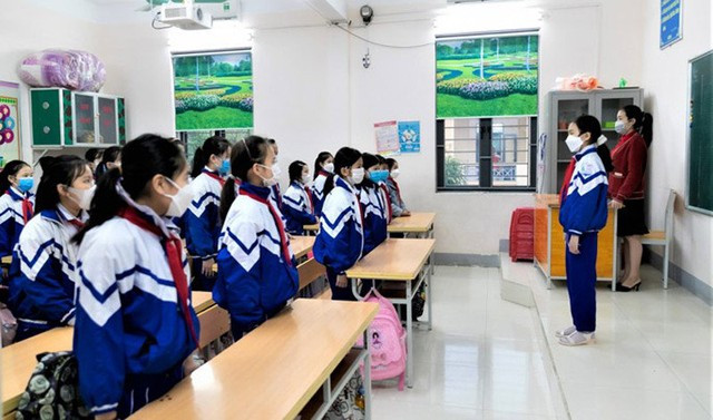 Các trường học ở Lạng Sơn được thông tin về cơn bão số 3 và nghỉ học phòng chống bão. Các trường học ở Lạng Sơn được thông tin về cơn bão số 3 và nghỉ học phòng chống bão.