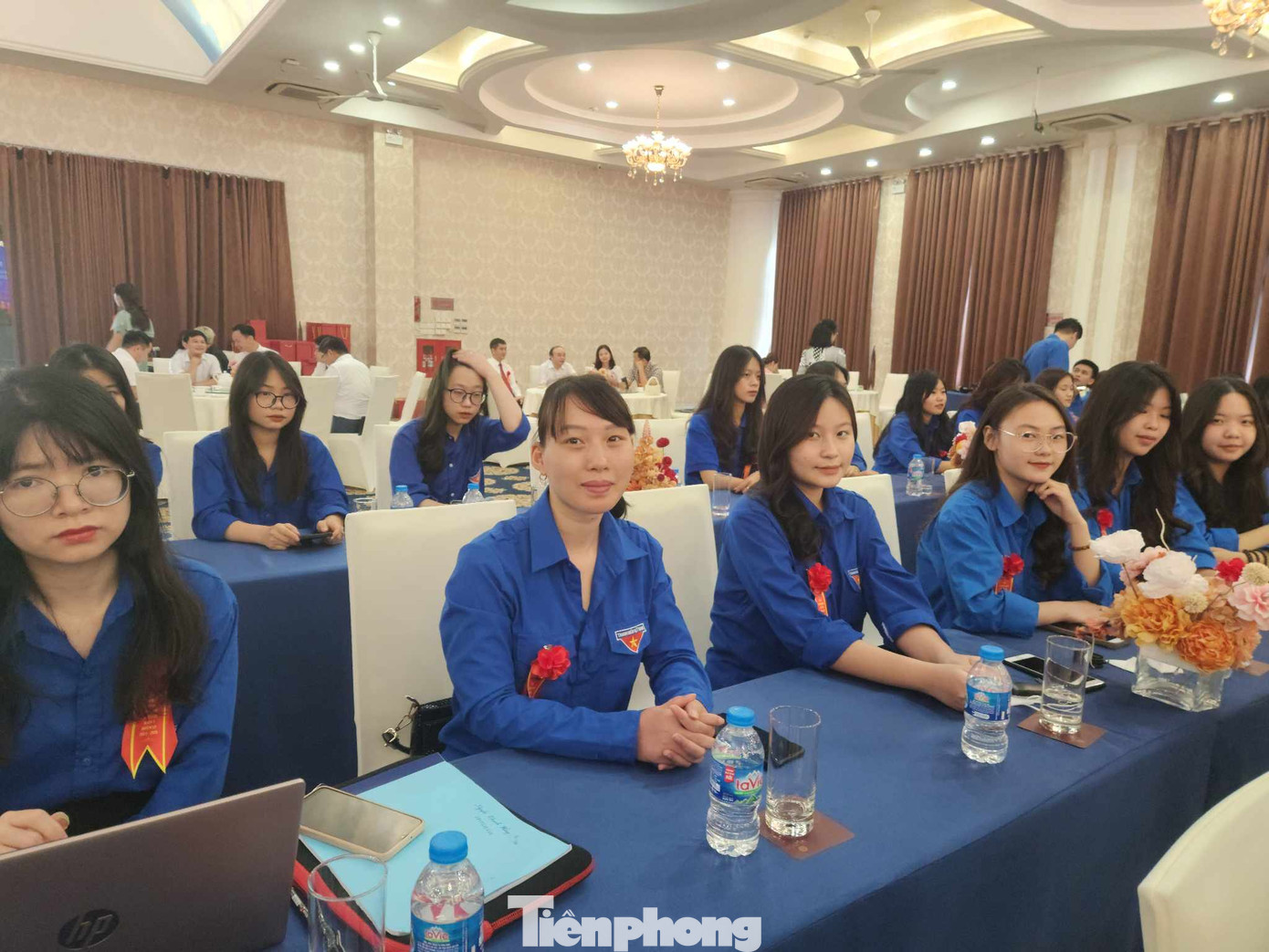 Các thanh niên tiêu biểu và giới trẻ xứ Lạng phấn khởi tham gia Đại hội. Các thanh niên tiêu biểu và giới trẻ xứ Lạng phấn khởi tham gia Đại hội.