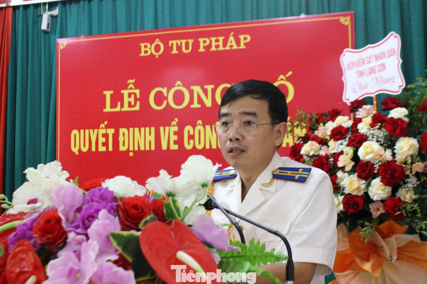 Tân Cục trưởng Nguyễn Hữu Tài phát biểu nhận nhiệm vụ. Tân Cục trưởng Nguyễn Hữu Tài phát biểu nhận nhiệm vụ.