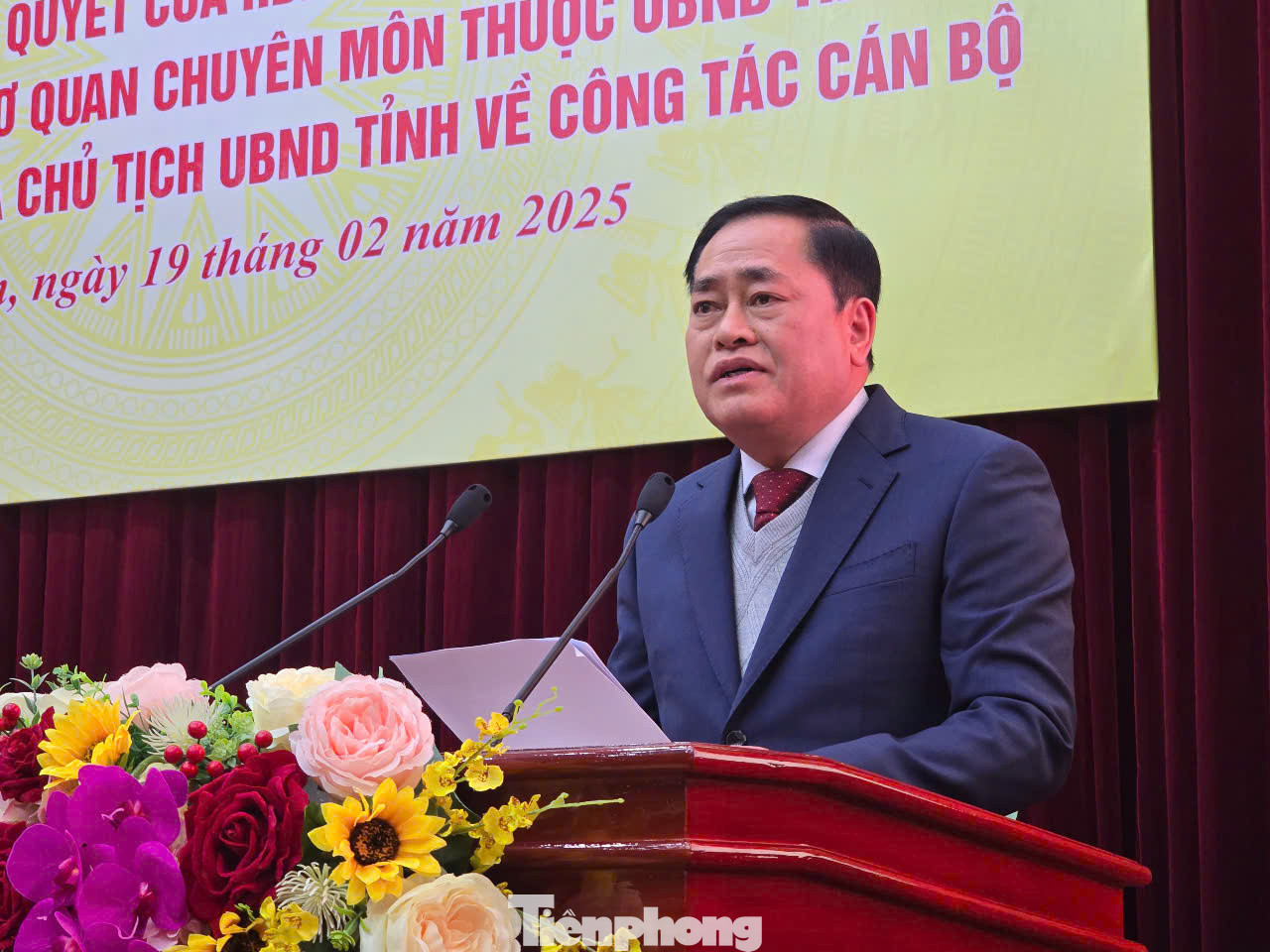 Phát biểu tại hội nghị, Chủ tịch UBND tỉnh Lạng Sơn Hồ Tiến Thiệu nhấn mạnh: Với bộ máy mới, cương vị mới, các cơ quan đơn vị và các cá nhân nỗ lực đi vào hoạt động ngay, hoàn thành tốt các nhiệm vụ được giao. (Ảnh: Duy Chiến) Phát biểu tại hội nghị, Chủ tịch UBND tỉnh Lạng Sơn Hồ Tiến Thiệu nhấn mạnh: Với bộ máy mới, cương vị mới, các cơ quan đơn vị và các cá nhân nỗ lực đi vào hoạt động ngay, hoàn thành tốt các nhiệm vụ được giao. (Ảnh: Duy Chiến)