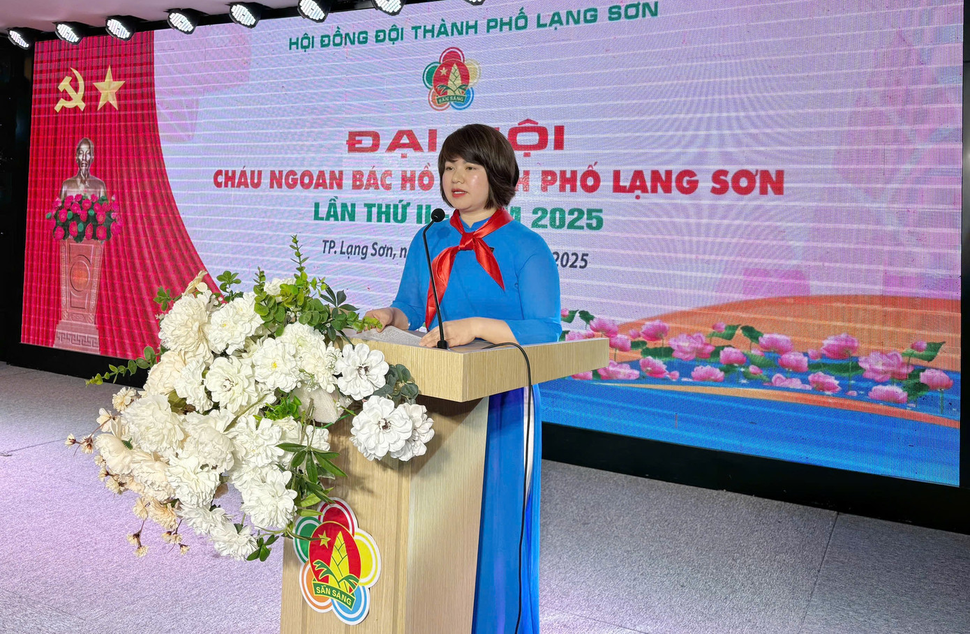 Chị Lê Thùy Dung - Phó Bí thư Tỉnh Đoàn, Chủ tịch Hội đồng Đội tỉnh Lạng Sơn phát biểu chỉ đạo Đại hội. Ảnh: Duy Chiến Chị Lê Thùy Dung - Phó Bí thư Tỉnh Đoàn, Chủ tịch Hội đồng Đội tỉnh Lạng Sơn phát biểu chỉ đạo Đại hội. Ảnh: Duy Chiến