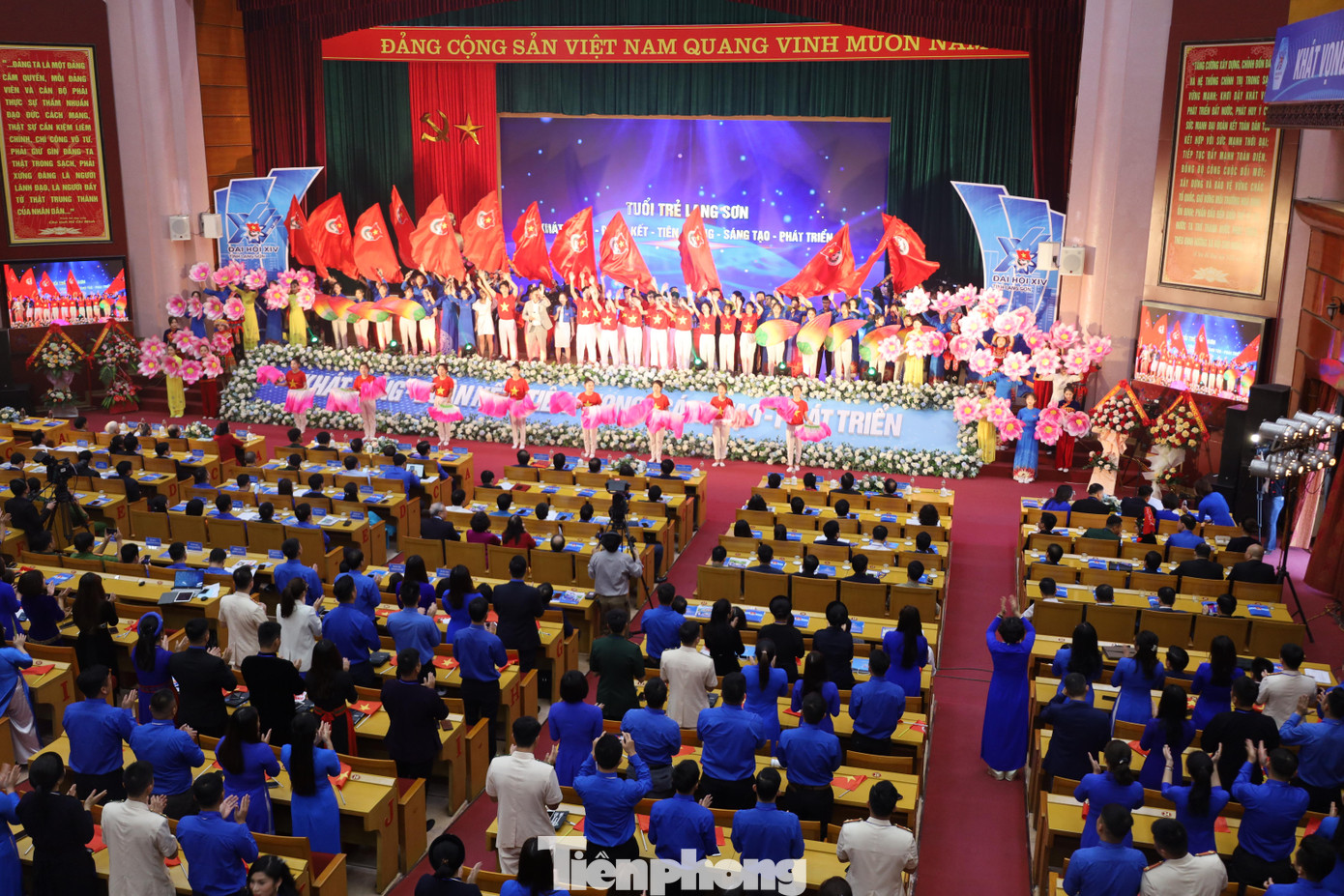 Bài ca tuổi trẻ - khát vọng cống hiến trên vùng biên cương Tổ quốc - Ảnh: Duy Chiến Bài ca tuổi trẻ - khát vọng cống hiến trên vùng biên cương Tổ quốc - Ảnh: Duy Chiến