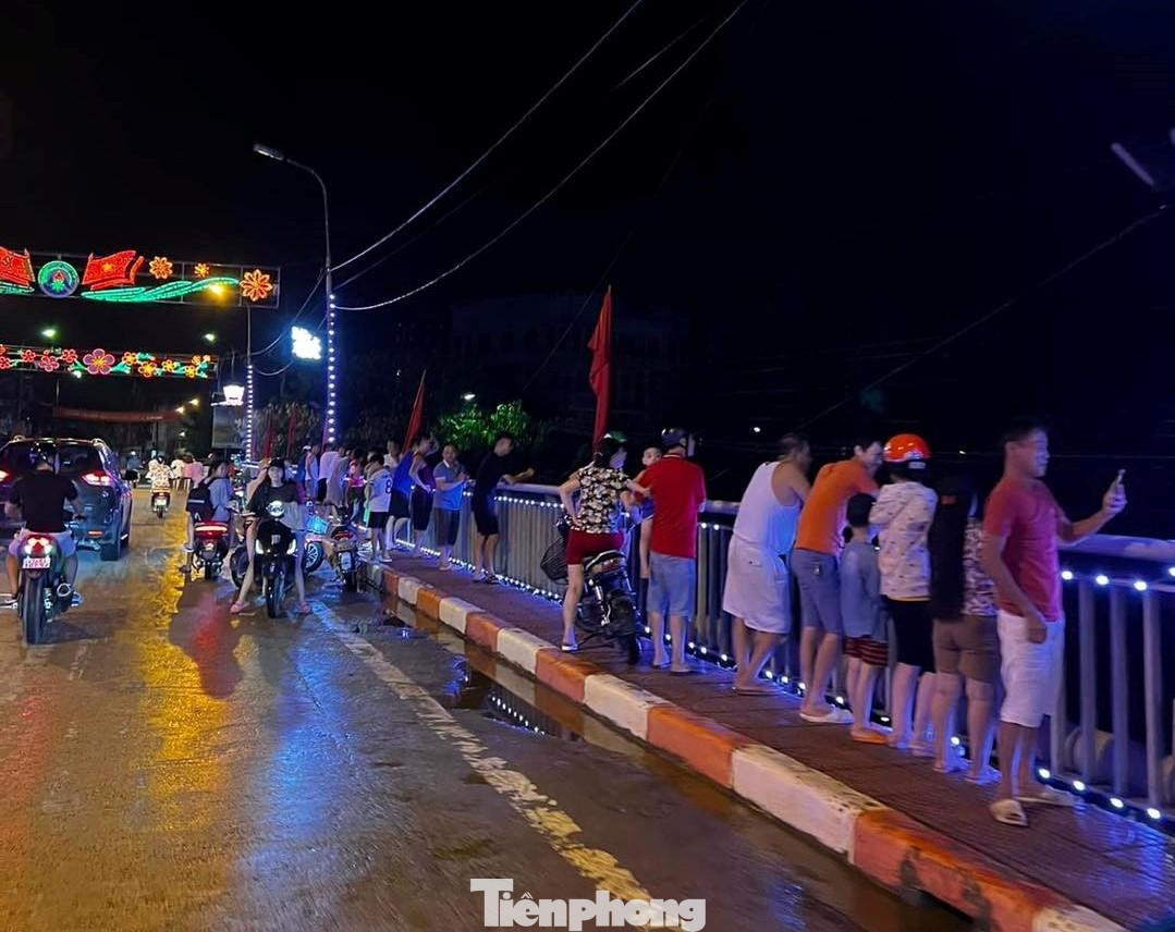 Sự cố sụt lún nhà làm người dân địa phương hoang mang, theo dõi -Ảnh: DC Sự cố sụt lún nhà làm người dân địa phương hoang mang, theo dõi -Ảnh: DC