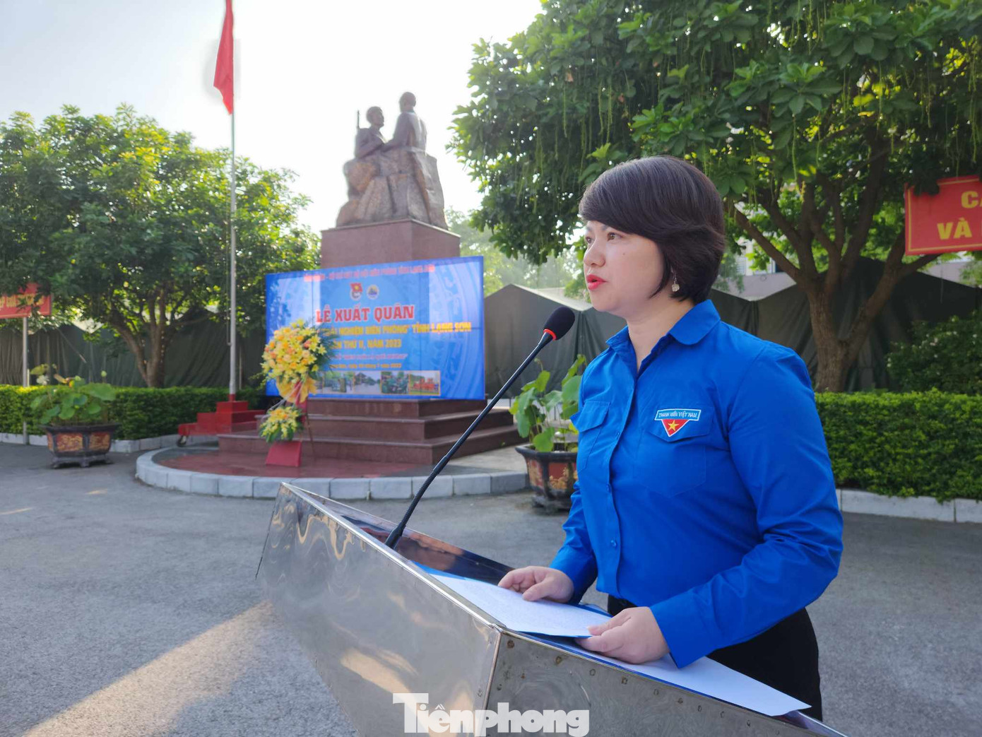 Chị Lê Thùy Dung - Phó Bí thư Tỉnh Đoàn Lạng Sơn phát biểu tại lễ xuất quân. Ảnh: Duy Chiến Chị Lê Thùy Dung - Phó Bí thư Tỉnh Đoàn Lạng Sơn phát biểu tại lễ xuất quân. Ảnh: Duy Chiến