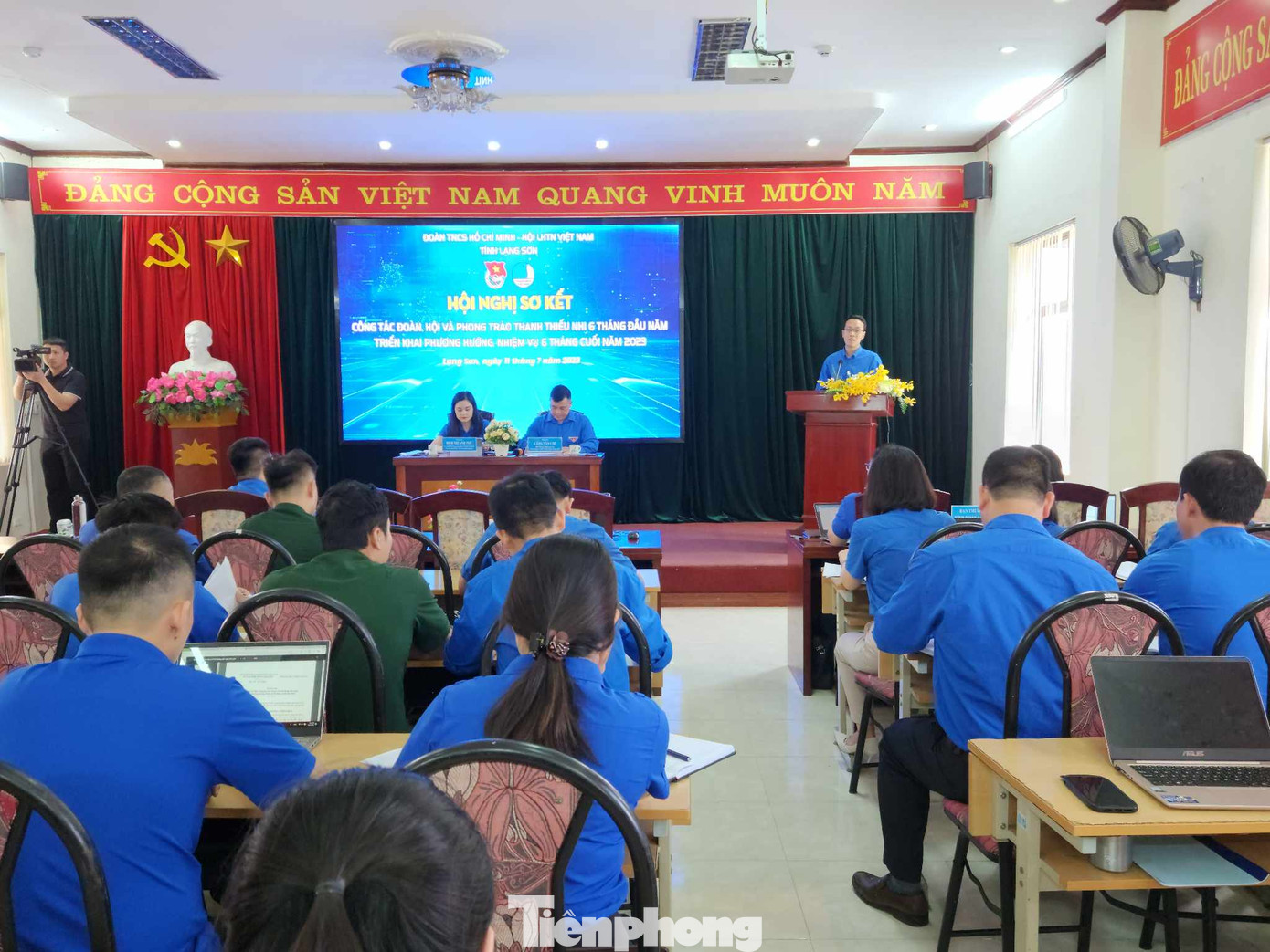 Các thủ lĩnh thanh niên tham luận, đưa phòng trào Đoàn- Hội ở xứ Lạng phát triển hơn nữa. Ảnh: Duy Chiến