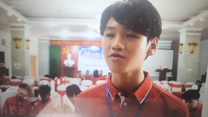 Em Lê Hồng Hiểu Minh (huyện Ngân Sơn) bày tỏ sự quan tâm về công tác phòng chống tai nạn thương tích, đuối nước, xâm hại trẻ em. Em Lê Hồng Hiểu Minh (huyện Ngân Sơn) bày tỏ sự quan tâm về công tác phòng chống tai nạn thương tích, đuối nước, xâm hại trẻ em.