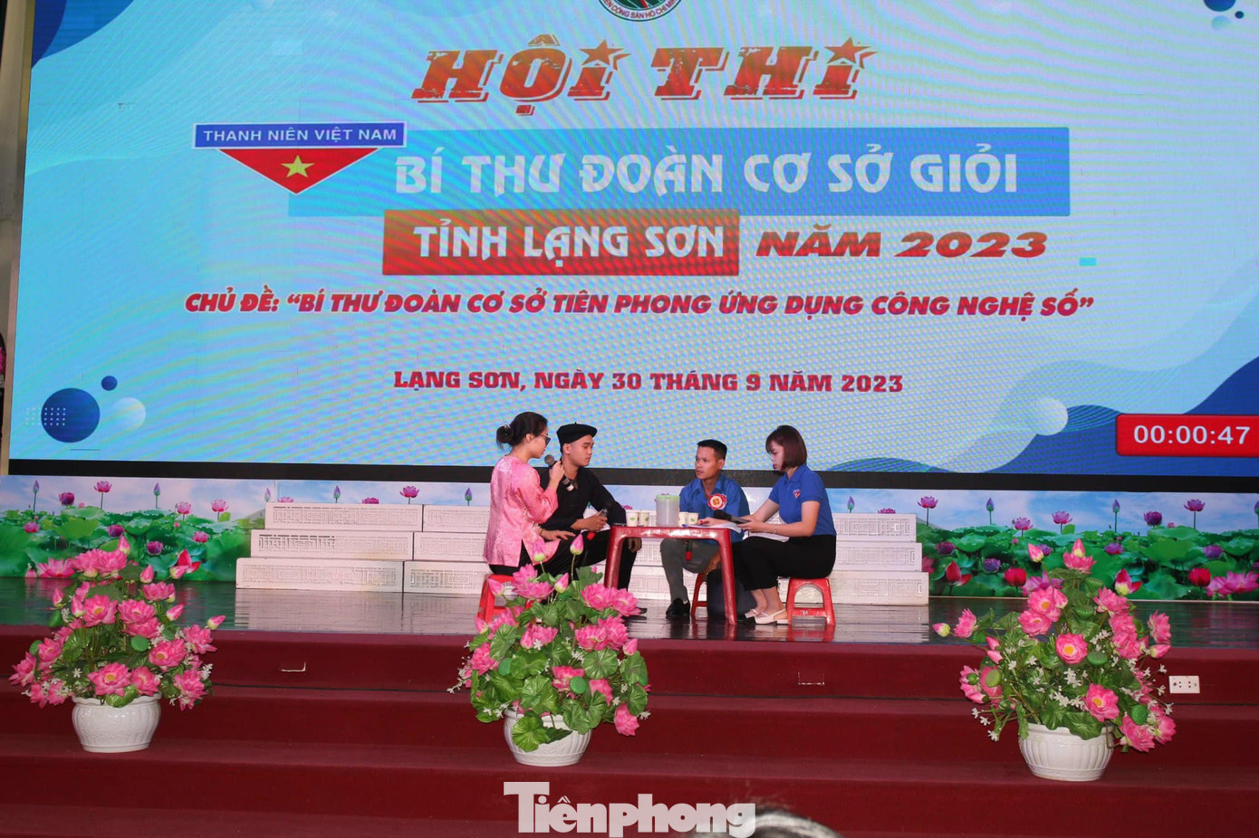 Các tiết mục dự thi được sân khấu hóa nên hấp dẫn người xem. Ảnh: Duy Chiến