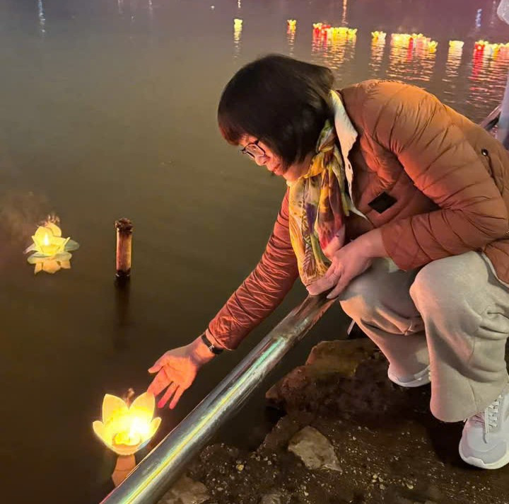 Bà Nguyễn Anh Yến trú tại thành phố Lạng Sơn mong muốn mọi sự tốt đẹp đến với gia đình và mọi người trong năm mới.