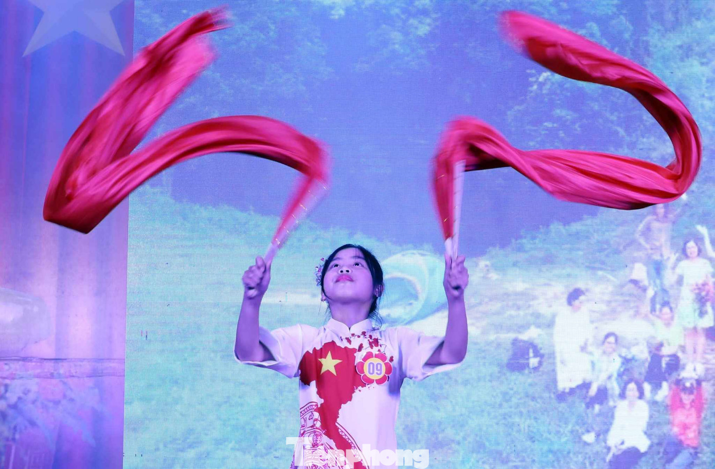 Các tiết mục văn nghệ, thể hiện tài năng xuất sắc của thiếu nhi Lạng Sơn