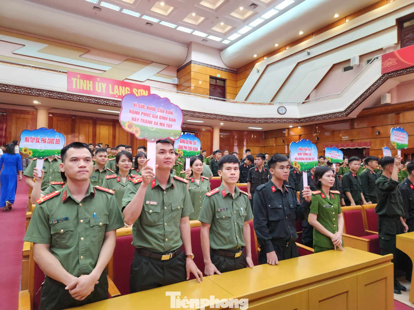 Chung tay phòng, chống ma túy. Ảnh: Duy Chiến