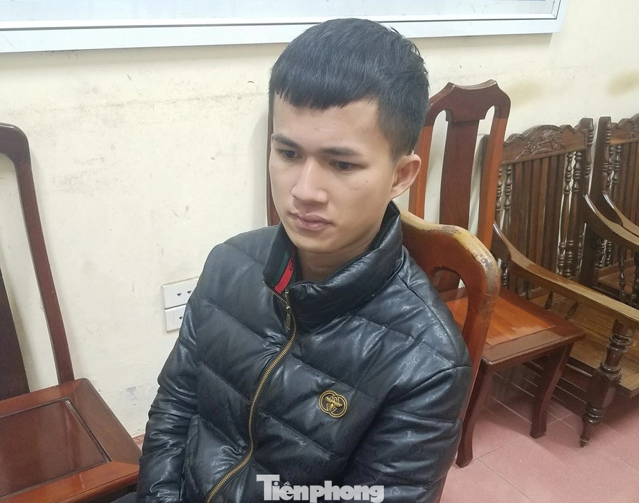 Đối tượng Linh tại cơ quan công an. Đối tượng Linh tại cơ quan công an.