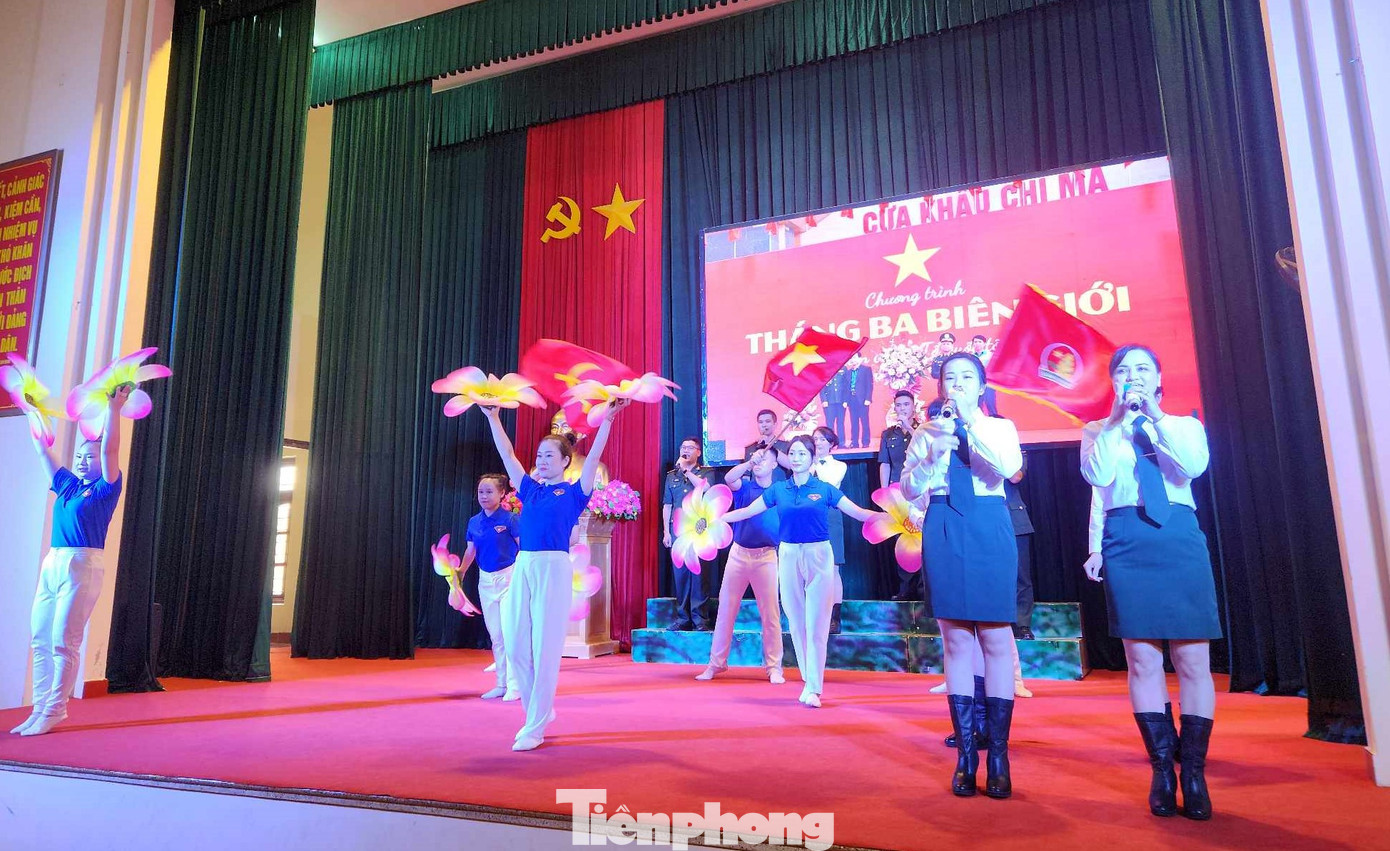 Vững vàng tiếng hát nơi biên cương Tổ quốc