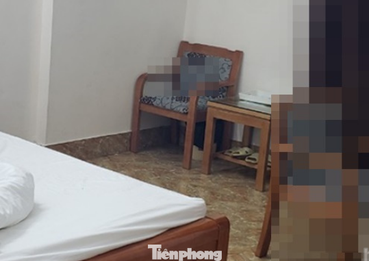 Hiện trường phòng, nơi lái xe đường dài tử vong. Ảnh: Duy Chiến Hiện trường phòng, nơi lái xe đường dài tử vong. Ảnh: Duy Chiến