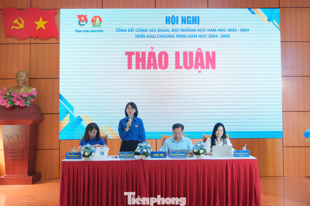 Hội nghị thảo luận về công tác Đoàn- Đội và phong trào thanh thiếu nhi trường học.