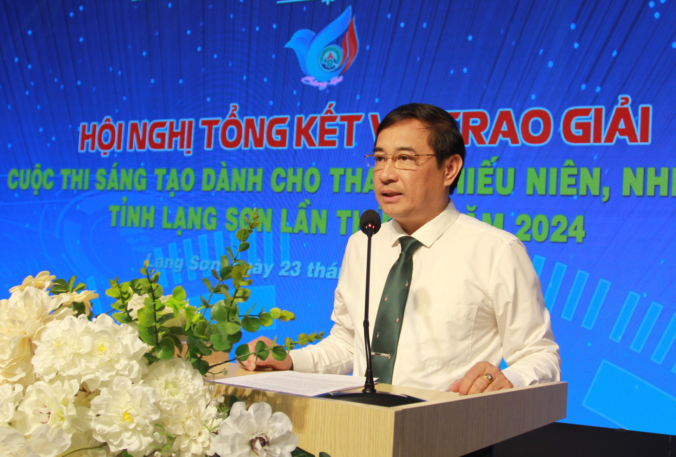 Lãnh đạo Sở Khoa học và công nghệ tỉnh Lạng Sơn phát biểu Hội nghị tổng kết, trao giải.