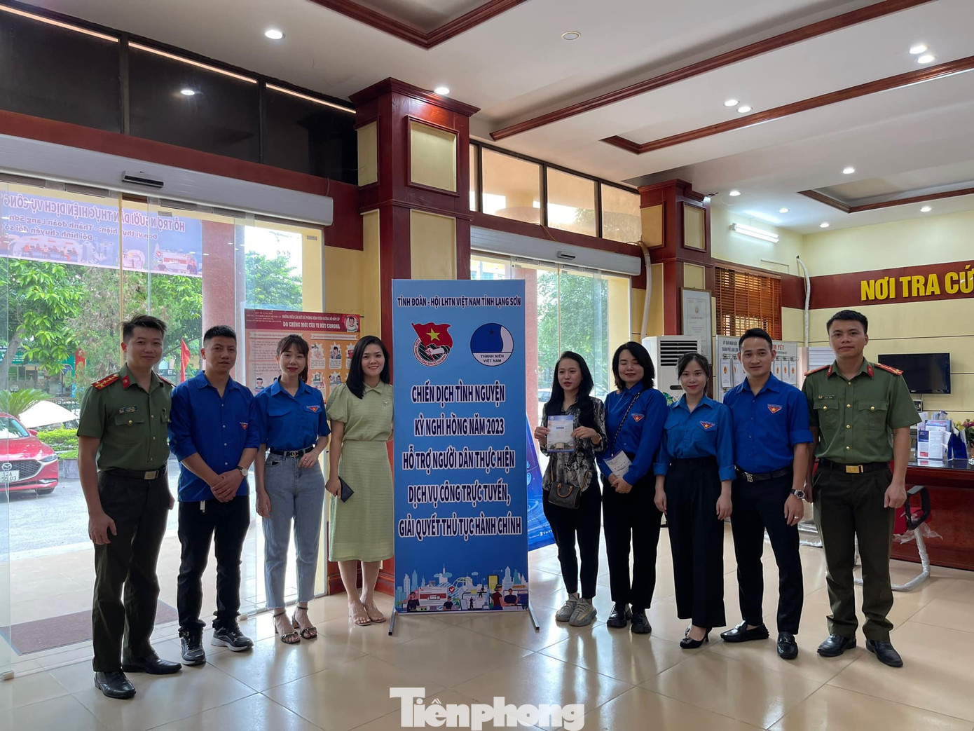 Tuổi trẻ Lạng Sơn hưởng ứng chiến dịch tình nguyện vì đô thị văn minh. Ảnh: Duy Chiến Tuổi trẻ Lạng Sơn hưởng ứng chiến dịch tình nguyện vì đô thị văn minh. Ảnh: Duy Chiến