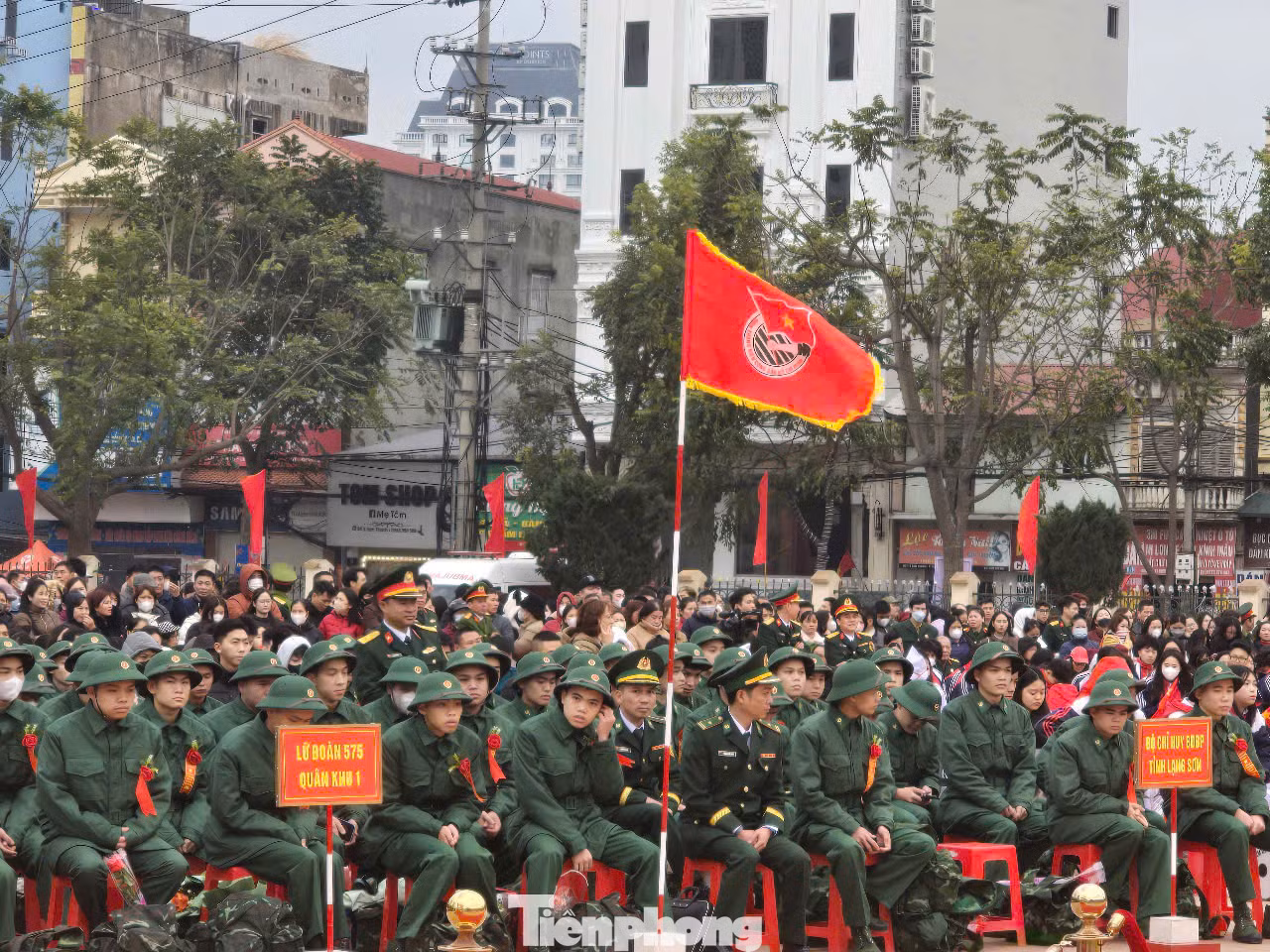Tự hào là lớp trẻ xứ Lạng tòng quân xây dựng và bảo vệ quê hương, đất nước.