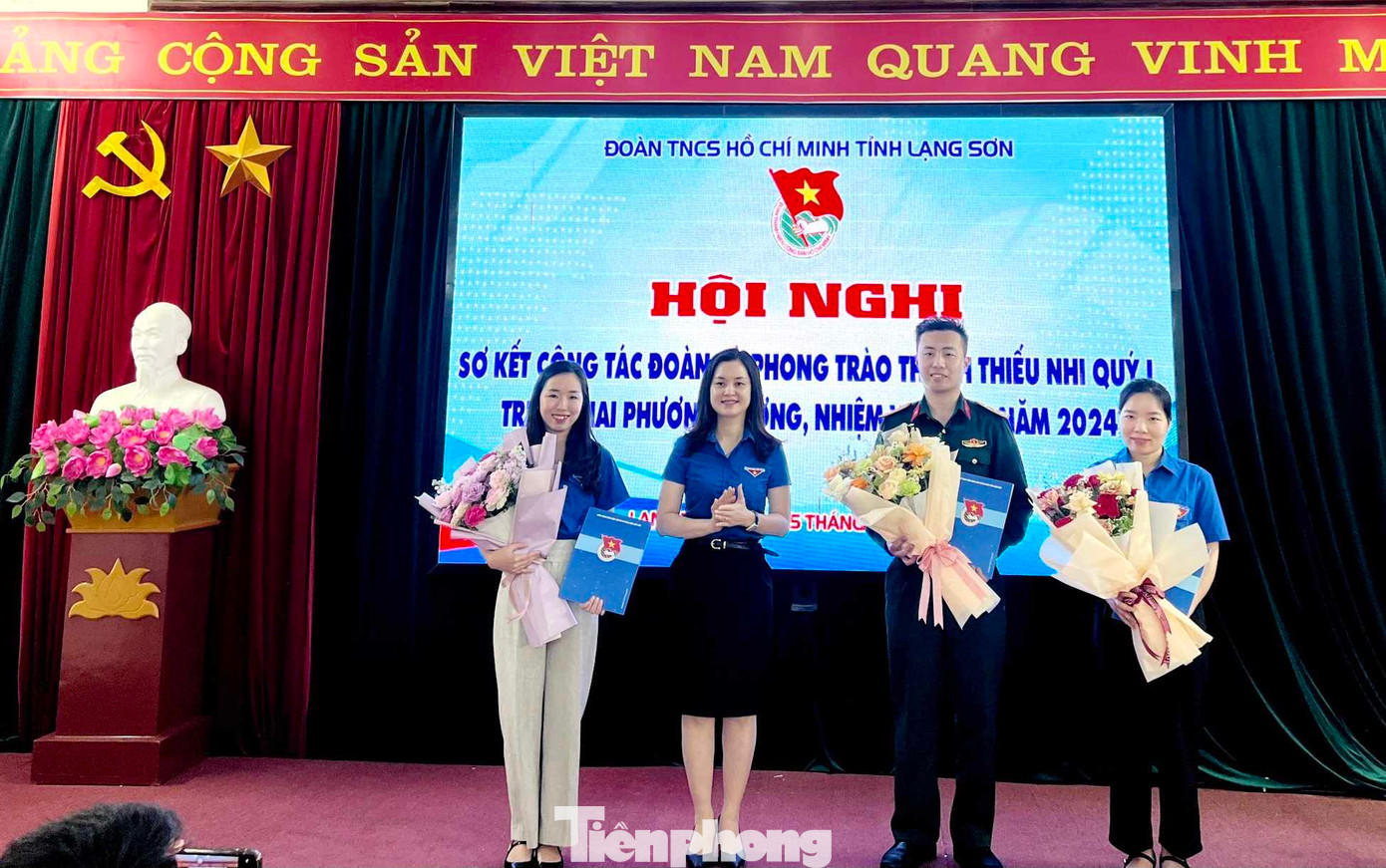 Ba thủ lĩnh thanh niên thuộc Bộ CHQS tỉnh, Huyện Đoàn Bình Gia, Trường Cao đẳng Y Lạng Sơn tham gia Ban Chấp hành Tỉnh Đoàn Lạng Sơn khóa XIV. Ảnh: Duy Chiến