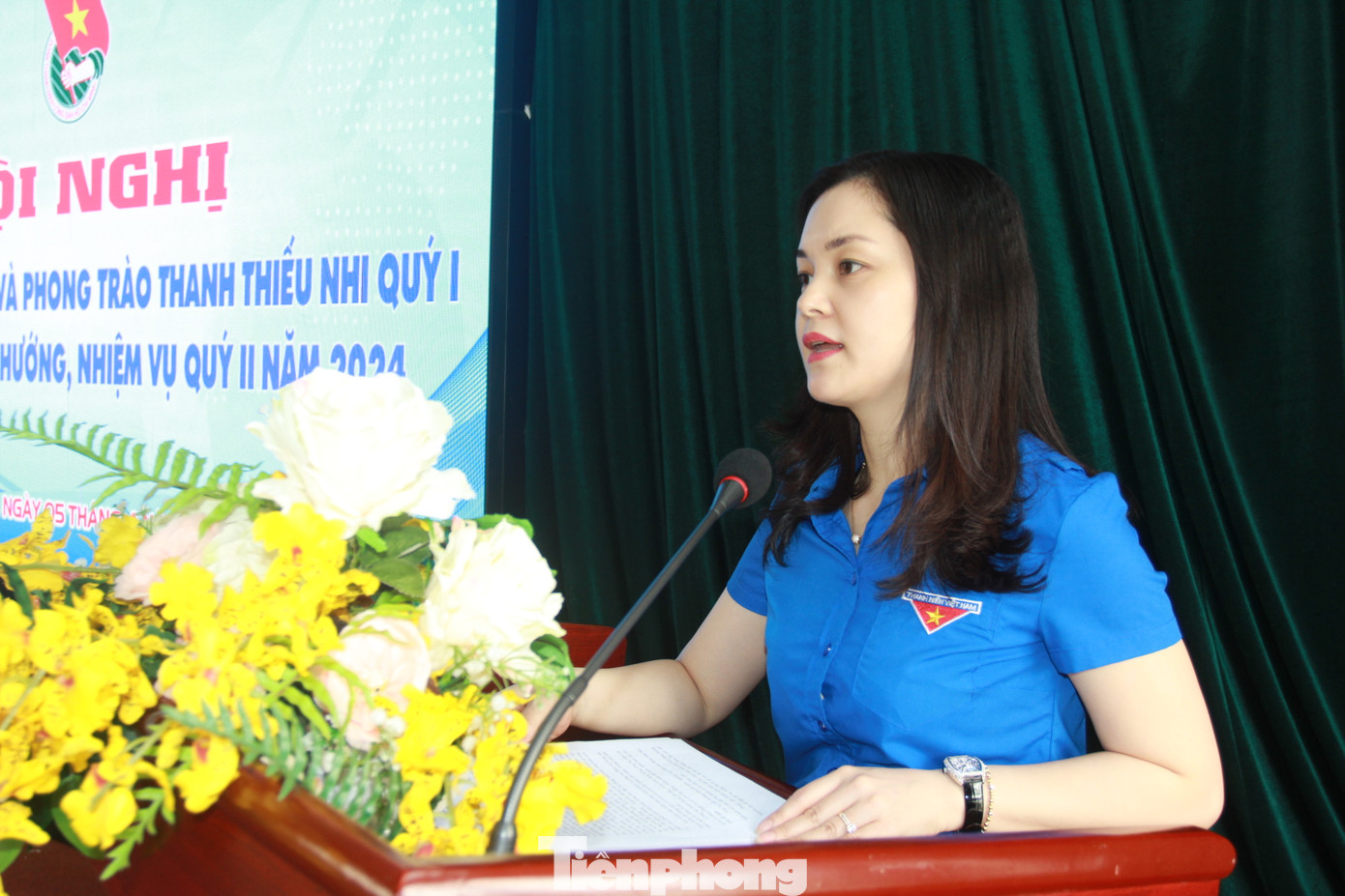 Chị Đinh Thị Anh Thư - Bí thư Tỉnh Đoàn Lạng Sơn phát biểu khai mạc hội nghị. Ảnh: Duy Chiến