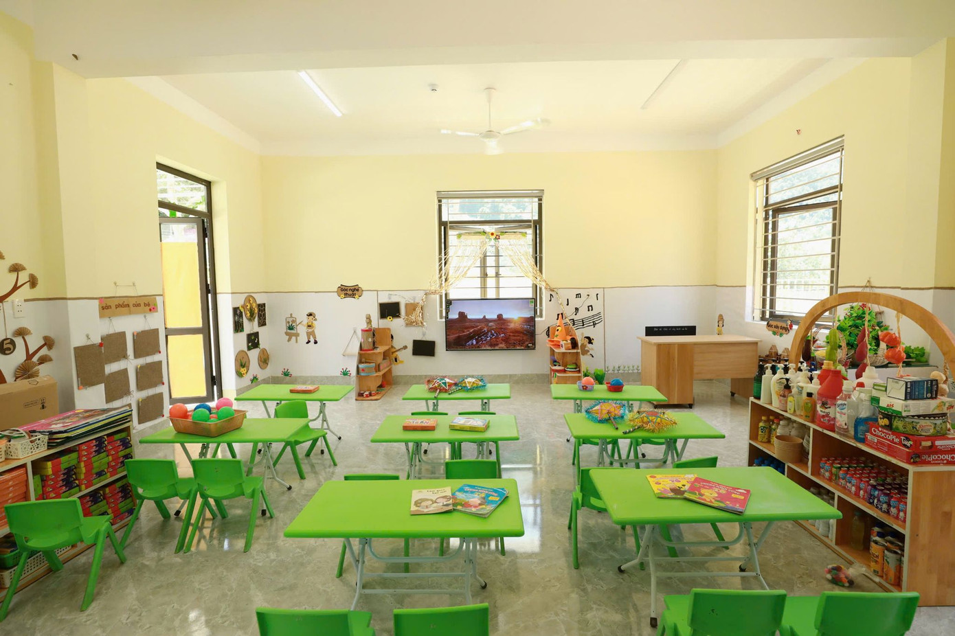 Công trình trường mầm non Pác Bó xanh, sạch, đẹp. Công trình trường mầm non Pác Bó xanh, sạch, đẹp.