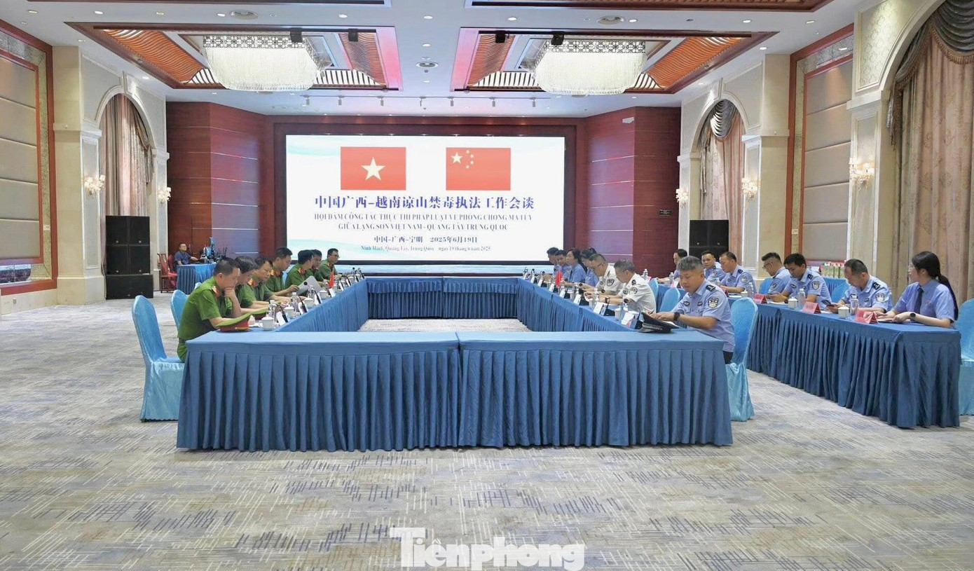 Quang cảnh hội đàm giữa công an Lạng Sơn (Việt Nam) và Quảng Tây (Trung Quốc). Ảnh: CA Quang cảnh hội đàm giữa công an Lạng Sơn (Việt Nam) và Quảng Tây (Trung Quốc). Ảnh: CA