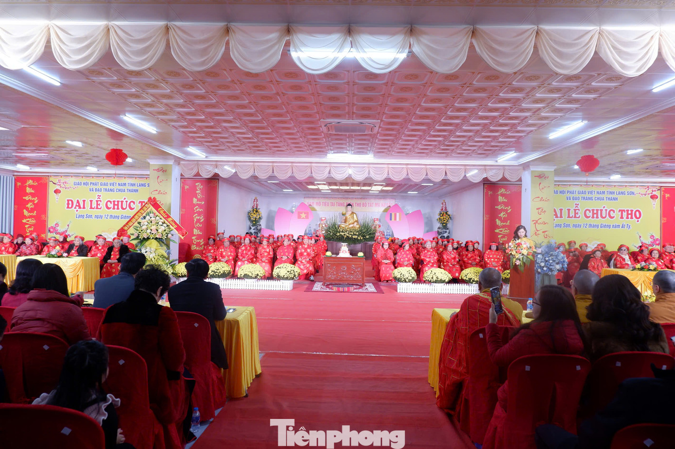 Lễ chúc thọ cho 238 cụ tuổi từ 70 trở lên sinh sống trên địa bàn tỉnh Lạng Sơn. Lễ chúc thọ cho 238 cụ tuổi từ 70 trở lên sinh sống trên địa bàn tỉnh Lạng Sơn.