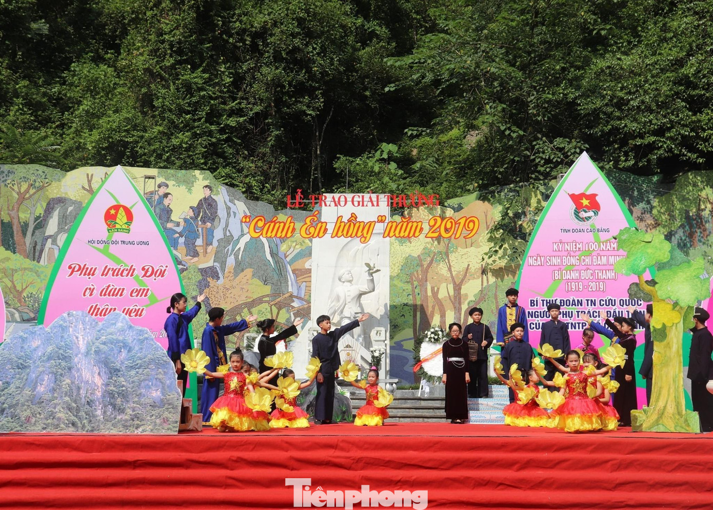 Xứng danh tuổi trẻ trên quê hương anh Kim Đồng - Ảnh: Duy Chiến Xứng danh tuổi trẻ trên quê hương anh Kim Đồng - Ảnh: Duy Chiến