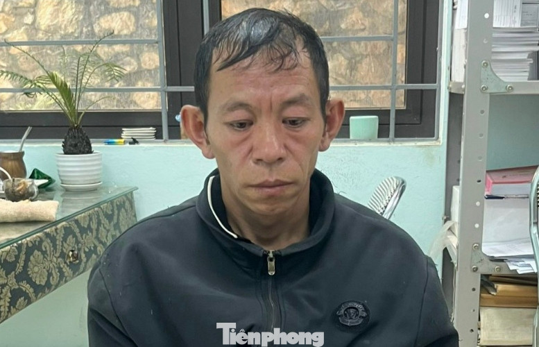 Đối tượng Giàng Mí Cấu tại cơ quan điều tra.