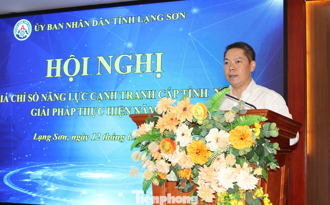 Ông Đoàn Thanh Sơn - Phó Chủ tịch UBND tỉnh Lạng Sơn - phát biểu tại hội nghị. Ảnh: Duy Chiến. Ông Đoàn Thanh Sơn - Phó Chủ tịch UBND tỉnh Lạng Sơn - phát biểu tại hội nghị. Ảnh: Duy Chiến.