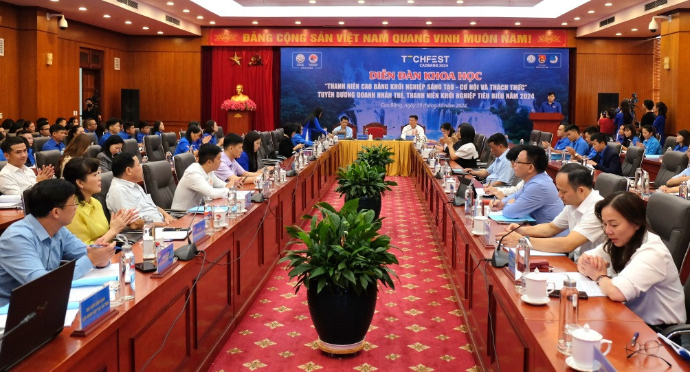 Quang cảnh Hội nghị, Quang cảnh Hội nghị,