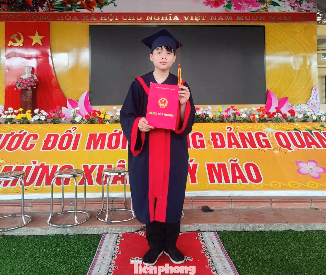 Hành động đẹp của Phong để giới trẻ xứ Lạng noi theo, học tập. Hành động đẹp của Phong để giới trẻ xứ Lạng noi theo, học tập.