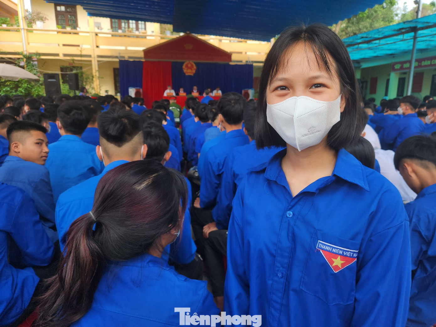 Em Lương Thị Thức, học sinh lớp 11A5 cho biết, phiên tòa đã thu hút và có ý nghĩa giáo dục rất thiết thực. Ảnh: Duy Chiến Em Lương Thị Thức, học sinh lớp 11A5 cho biết, phiên tòa đã thu hút và có ý nghĩa giáo dục rất thiết thực. Ảnh: Duy Chiến