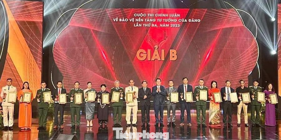 Lạng Sơn có đoàn viên đoạt giải B cuộc thi chính luận bảo vệ tư tưởng của Đảng... Lạng Sơn có đoàn viên đoạt giải B cuộc thi chính luận bảo vệ tư tưởng của Đảng...