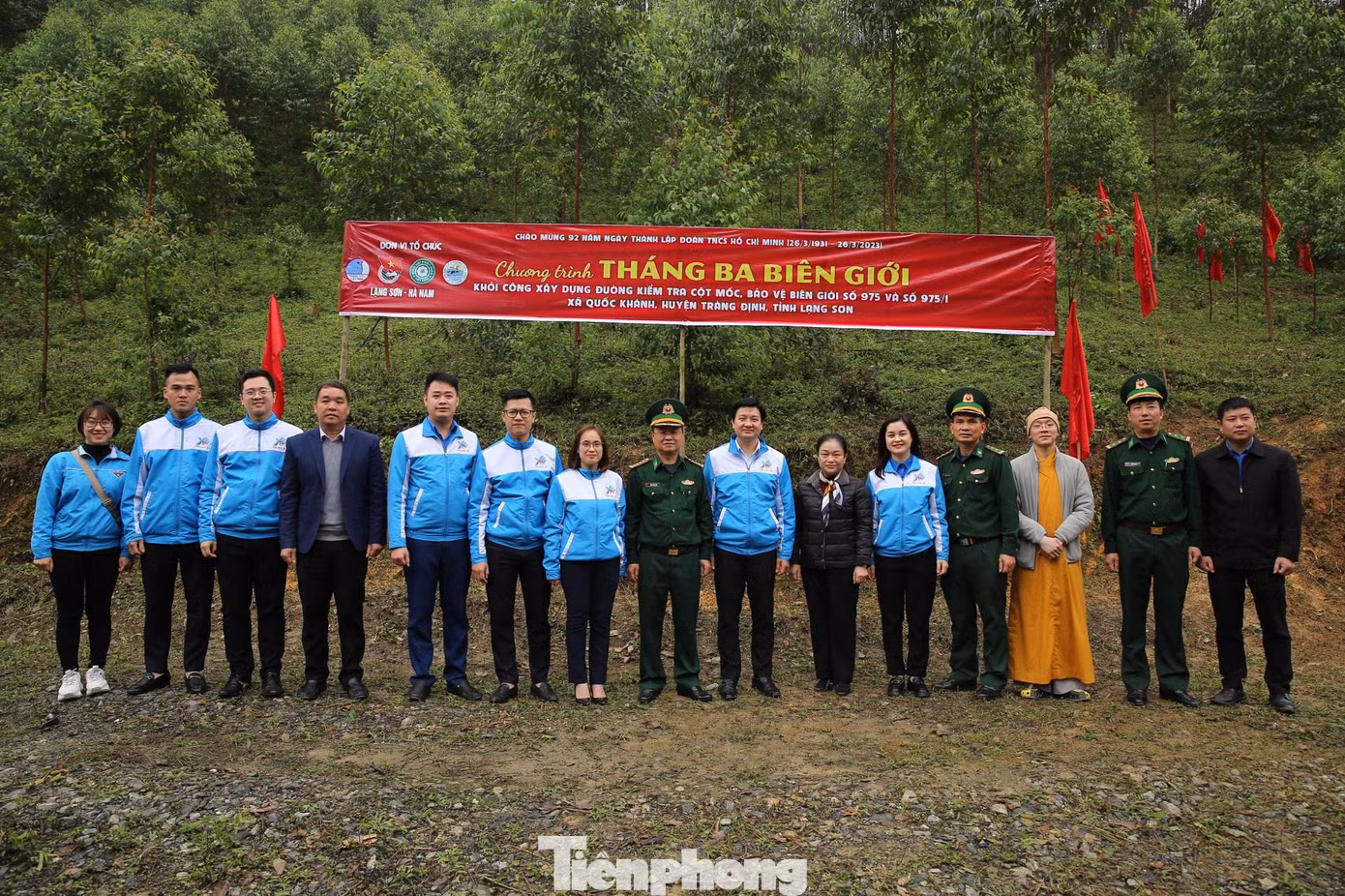 Sôi nổi chương trình "Tháng ba biên giới" ở Lạng Sơn