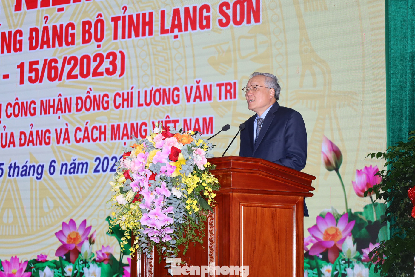 Ông Nguyễn Hòa Bình - Ủy viên Bộ Chính trị, Bí thư Trung ương Đảng, Chánh án Tòa án Nhân dân tối cao, phát biểu tại lễ kỷ niệm. Ông Nguyễn Hòa Bình - Ủy viên Bộ Chính trị, Bí thư Trung ương Đảng, Chánh án Tòa án Nhân dân tối cao, phát biểu tại lễ kỷ niệm.