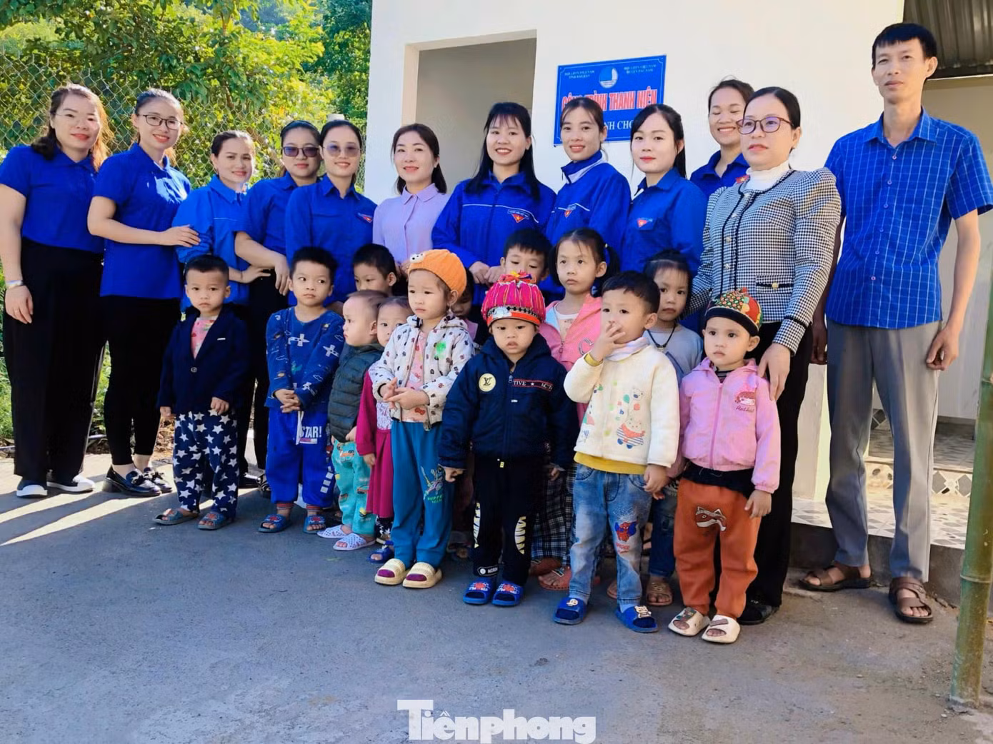 Các công trình thanh niên ý nghĩa dành cho các em học sinh. Các công trình thanh niên ý nghĩa dành cho các em học sinh.