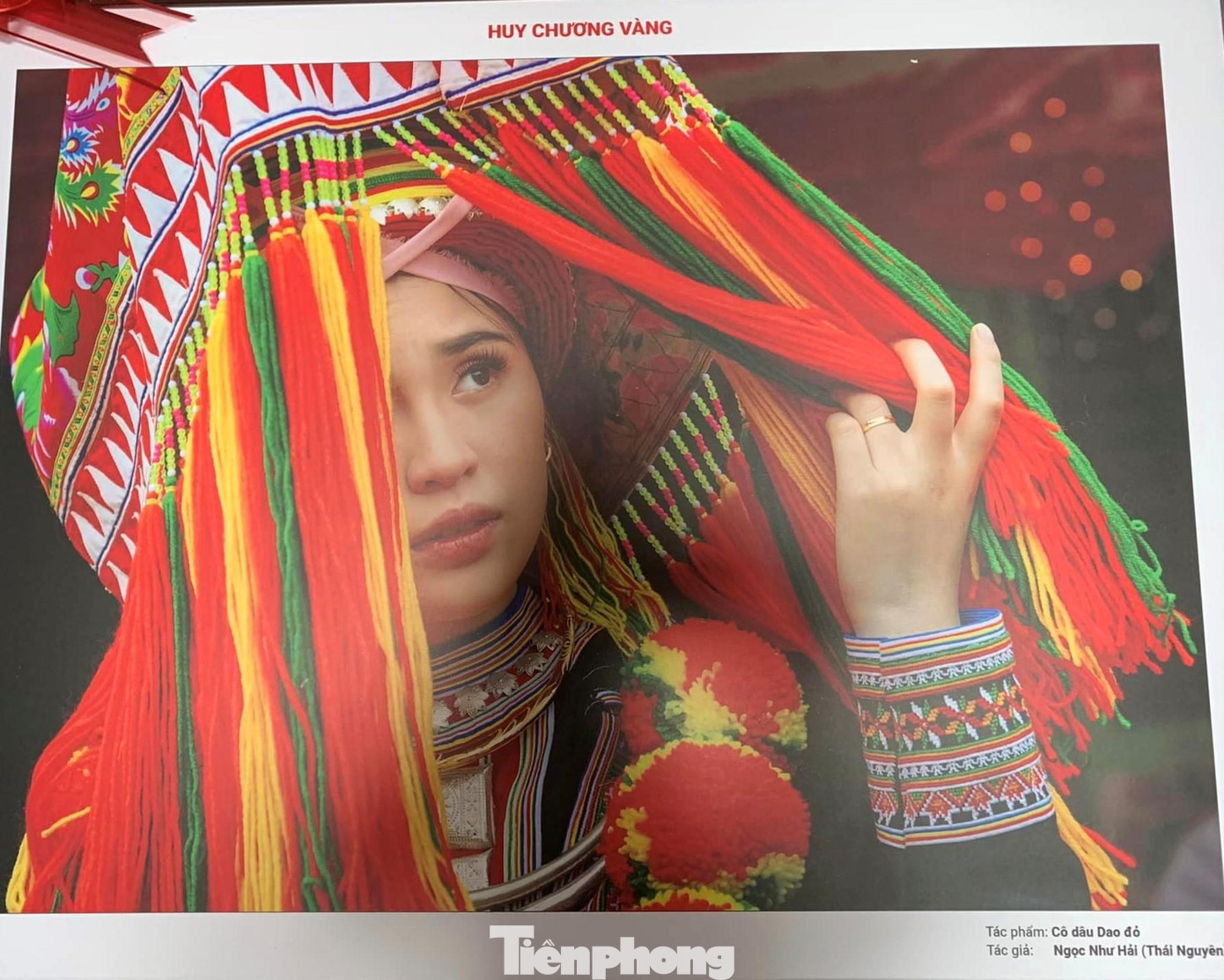 Tác phẩm "Cô dâu Dao Đỏ" (Huy chương Vàng) của tác giả Ngọc Như Hải (tỉnh Thái Nguyên) -Ảnh: PV