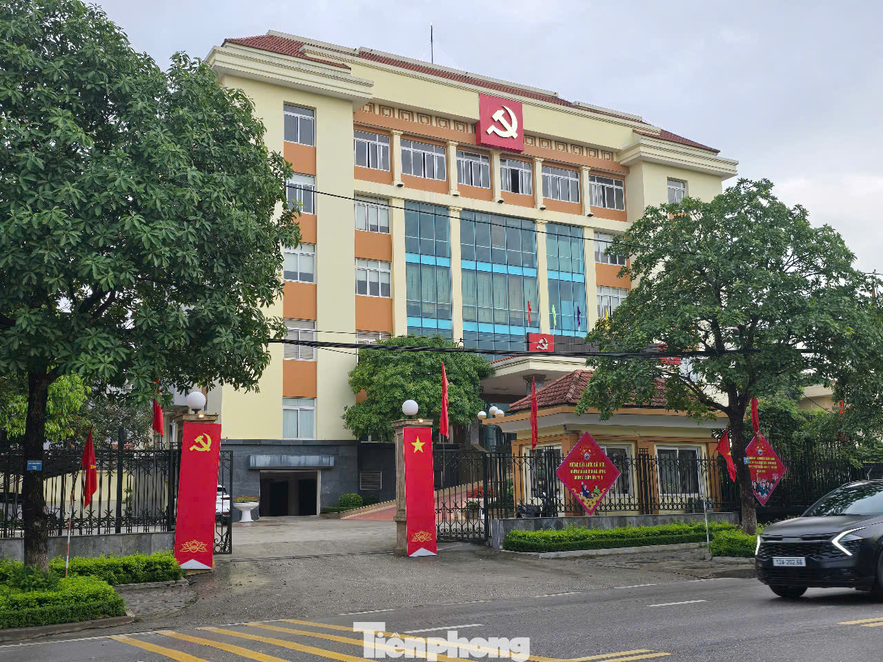 Trụ sở Thành ủy Lạng Sơn sẽ là nơi làm việc của phường Đông Kinh, thành phố Lạng Sơn sau khi sáp nhập. Ảnh: Duy Chiến Trụ sở Thành ủy Lạng Sơn sẽ là nơi làm việc của phường Đông Kinh, thành phố Lạng Sơn sau khi sáp nhập. Ảnh: Duy Chiến