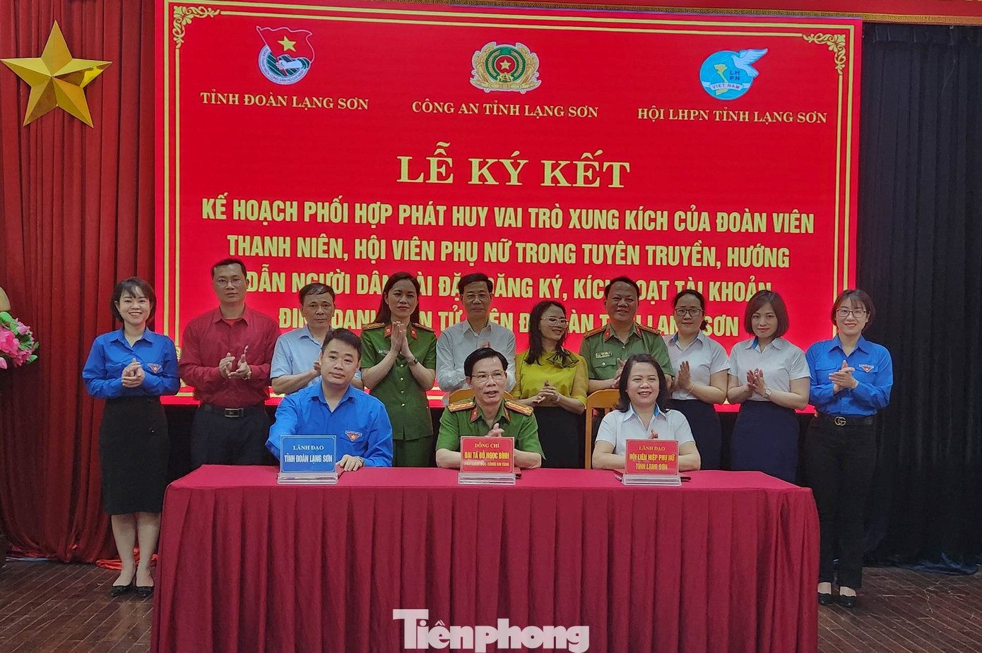 Lễ ký kết thực hiện chương trình giữa Tỉnh Đoàn- Công an tỉnh và Hội LHPN tỉnh Lạng Sơn. Ảnh: Duy Chiến