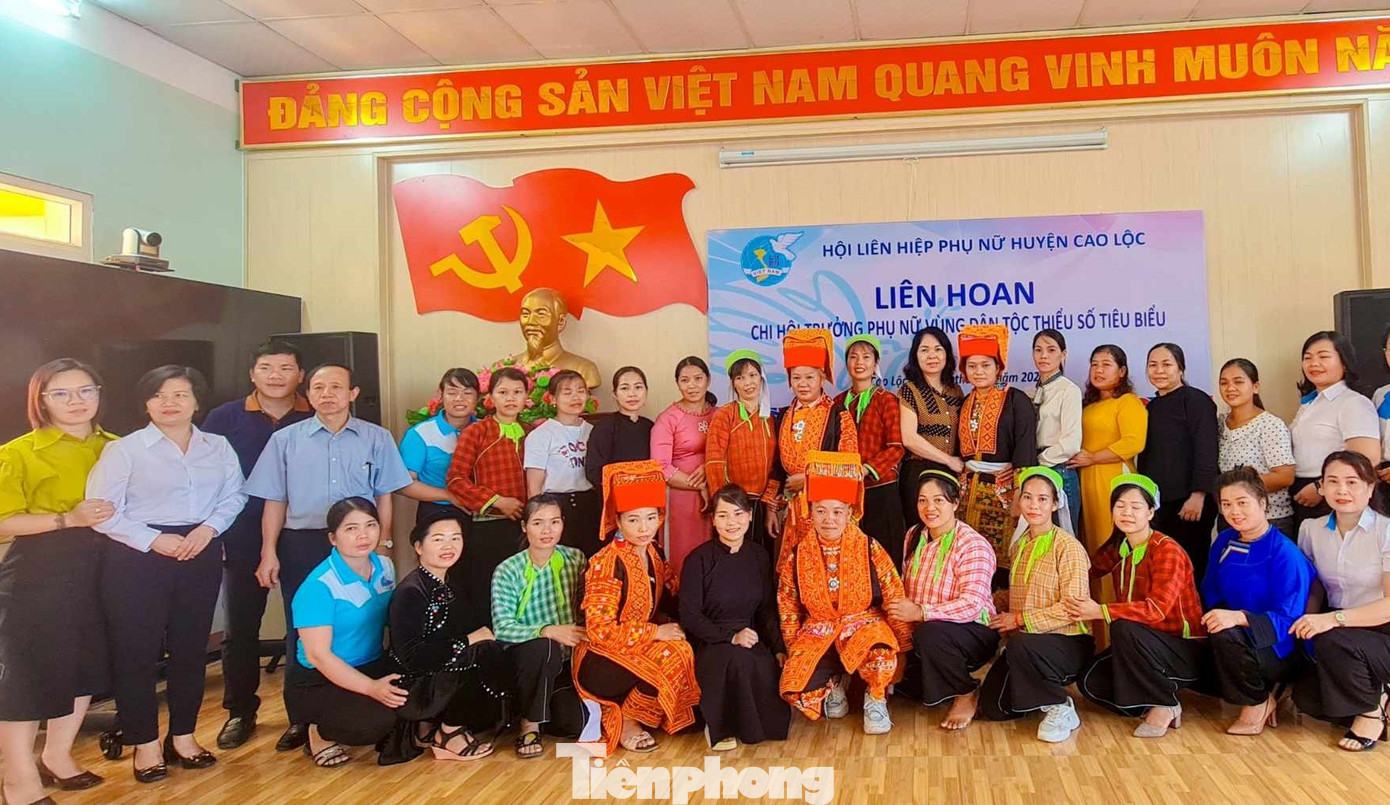 Phụ nữ dân tộc thiểu số Cao Lộc giao lưu, học hỏi những cách làm hay, kinh nghiệm quý đúc kết từ cơ sở.