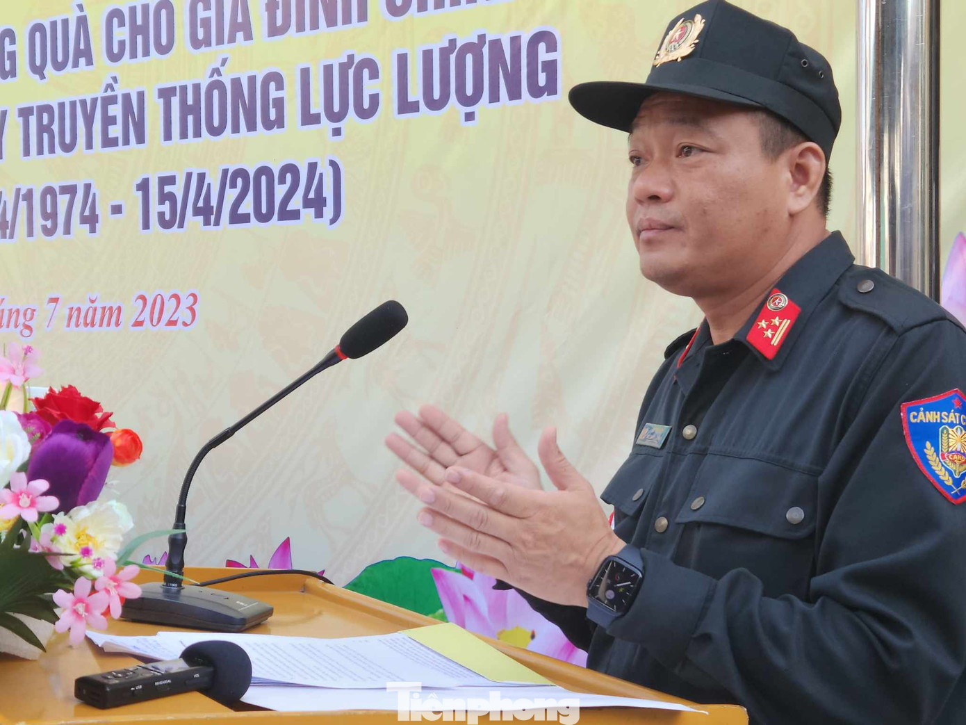 Thượng tá Vũ Thế Hào, Phó trưởng phòng Y tế- Bộ tư lệnh CSCĐ phát biểu tại chương trình. Ảnh: Duy Chiến Thượng tá Vũ Thế Hào, Phó trưởng phòng Y tế- Bộ tư lệnh CSCĐ phát biểu tại chương trình. Ảnh: Duy Chiến