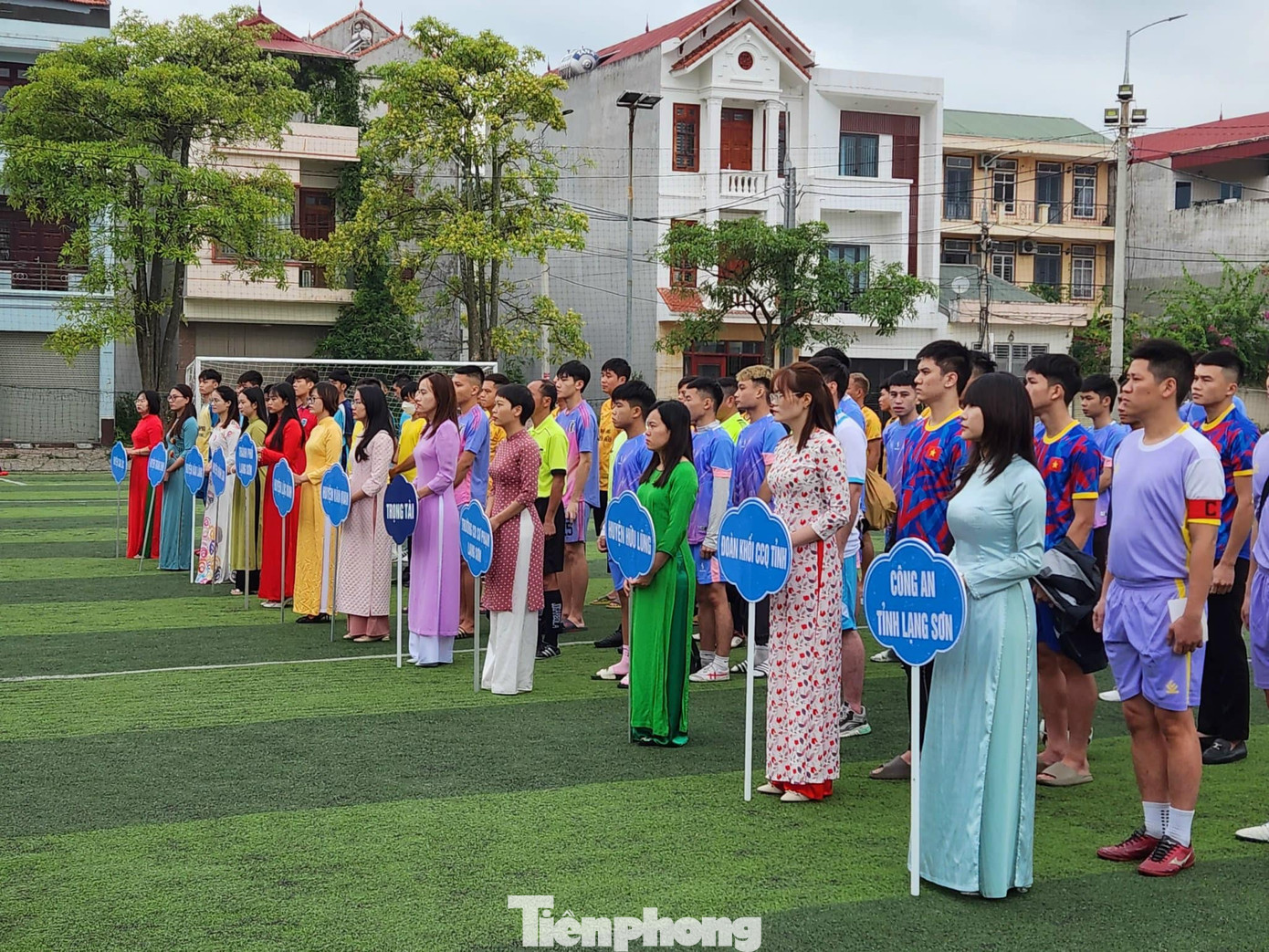 Gần 200 vận động viên tham gia giải đấu. Ảnh: Duy Chiến Gần 200 vận động viên tham gia giải đấu. Ảnh: Duy Chiến