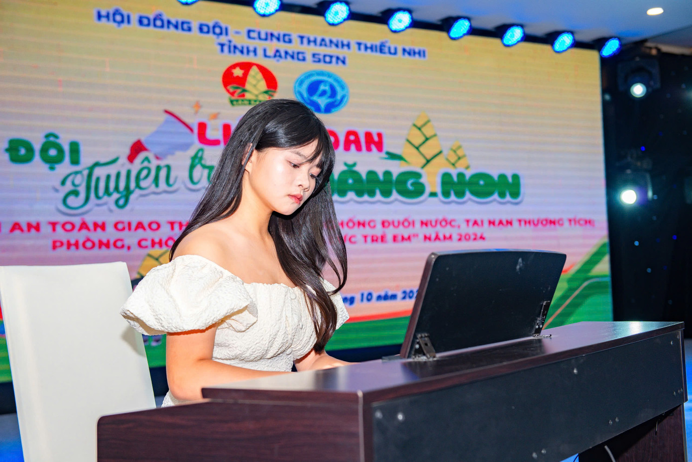 Tuyên truyền bằng nhiều hình thức, thể loại ấn tượng.