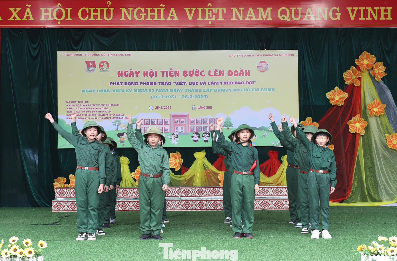 Sôi nổi các hoạt cảnh truyền thống, văn hóa văn nghệ Sôi nổi các hoạt cảnh truyền thống, văn hóa văn nghệ