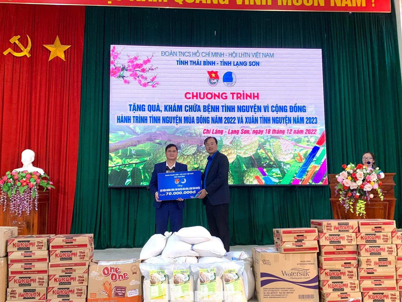 Tỉnh Đoàn- Hội LHTN Việt Nam tỉnh Thái Bình thực hiện chương trình tình nguyện mùa đông 2022 và xuân yêu thương 2023 - Ảnh: Duy Chiến Tỉnh Đoàn- Hội LHTN Việt Nam tỉnh Thái Bình thực hiện chương trình tình nguyện mùa đông 2022 và xuân yêu thương 2023 - Ảnh: Duy Chiến